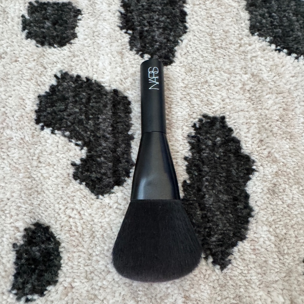 NARS Mini Blush Brush Black Used Excellent condition
